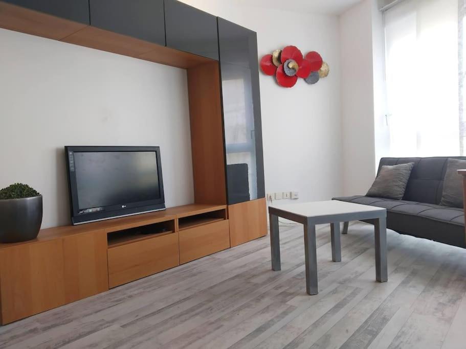 Superb Modern Apartment Clichy Exterior photo